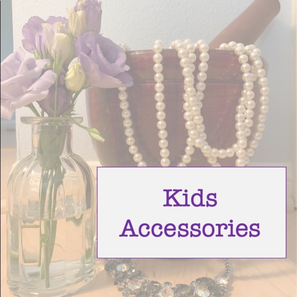 Kiddo accessories for home and travel